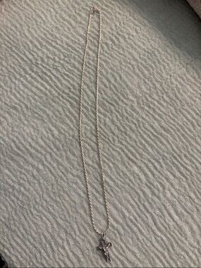 925 Sterling Silver Necklace with and Silver plated crucifix